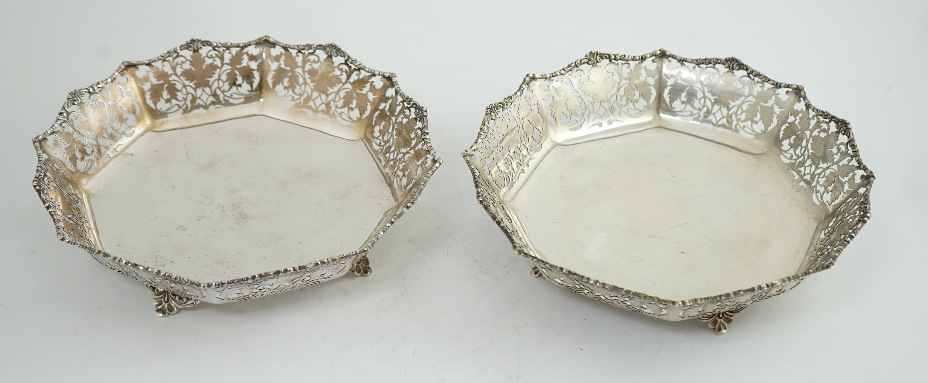 A pair of George VI pierced silver shallow circular fruit bowls, by Mappin & Webb